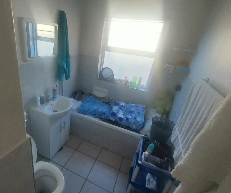 3 Bedroom Property for Sale in Plattekloof Glen Western Cape